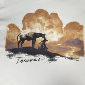 Tecovas T-Shirt Sunset Cowboy Rancher Western Horse Graphic Size Large